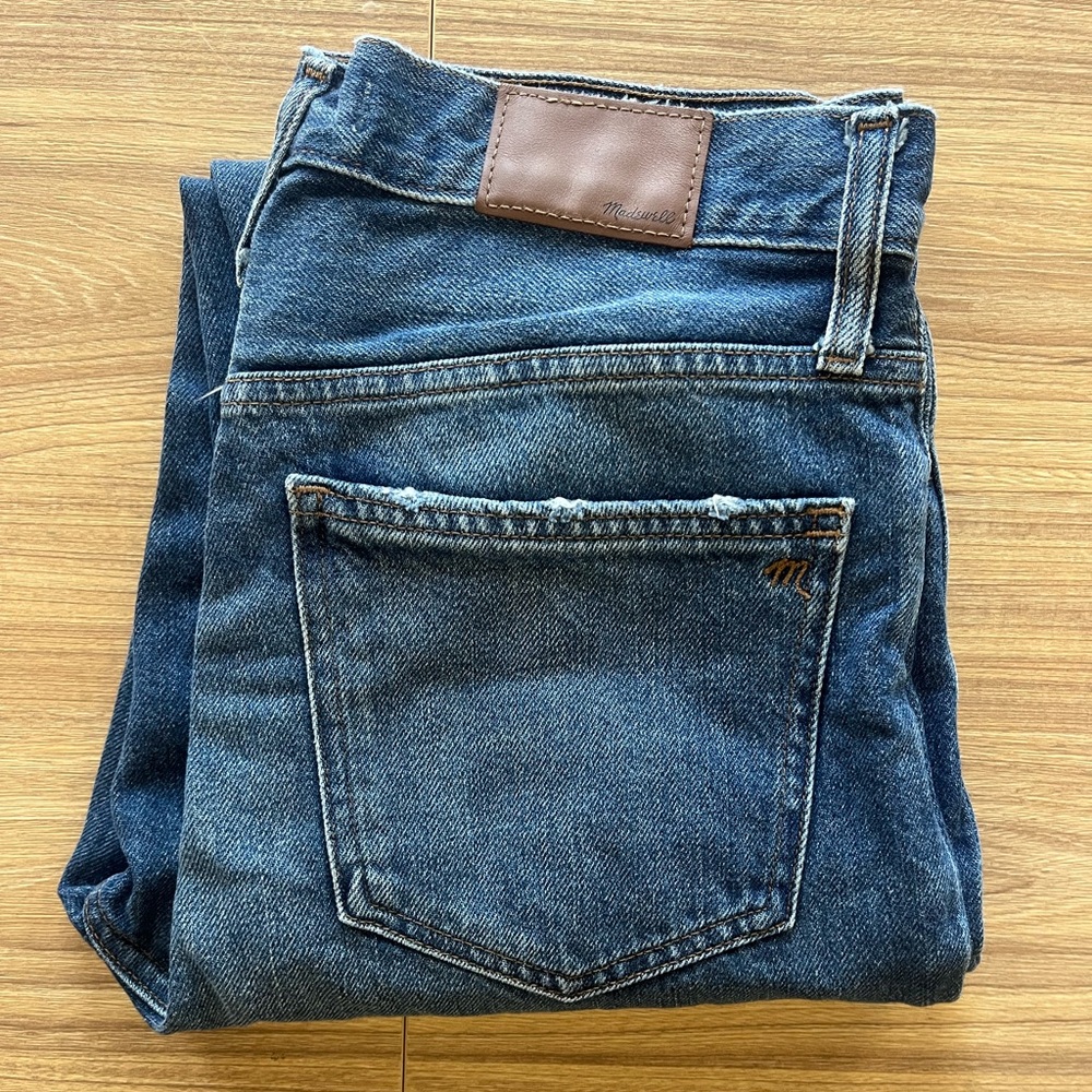 Madewell Women's The Mom Jean
